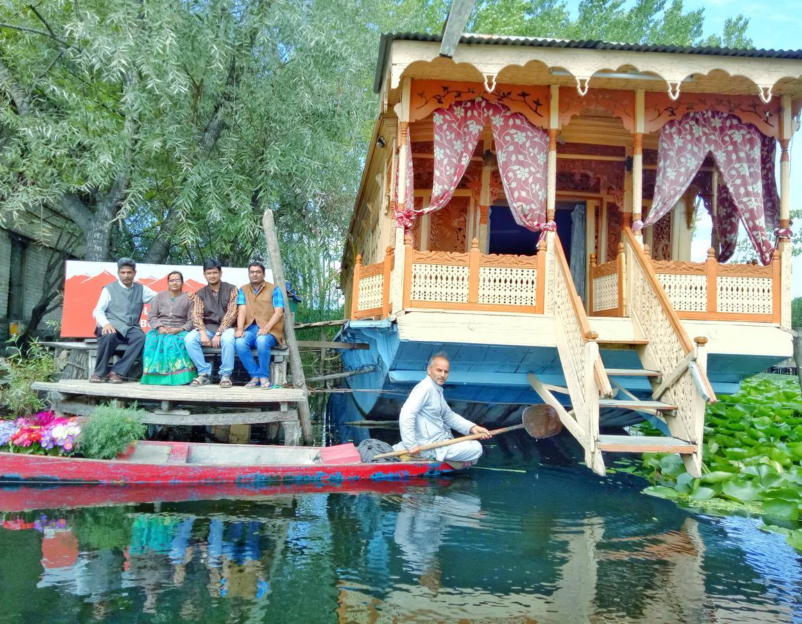 New Bul Bul Group Of Houseboats Srinagar Hotel Durgjan Buitenkant foto